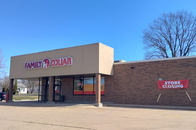 A "store closing" banner hangs outside of the Family Dollar at 3116 N. Sterling Ave., Peoria. The location at 820 NE Jefferson St. in Peoria also plans to close.